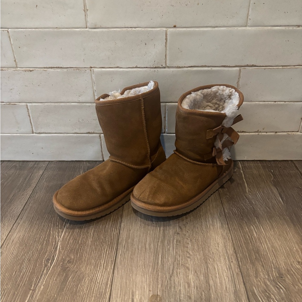 Koolaburra by Ugg Short Bow boots 6
